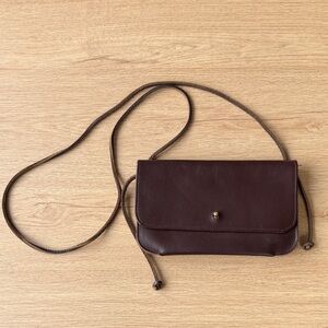 Elegant Chocolate Brown Leather Crossbody Bag